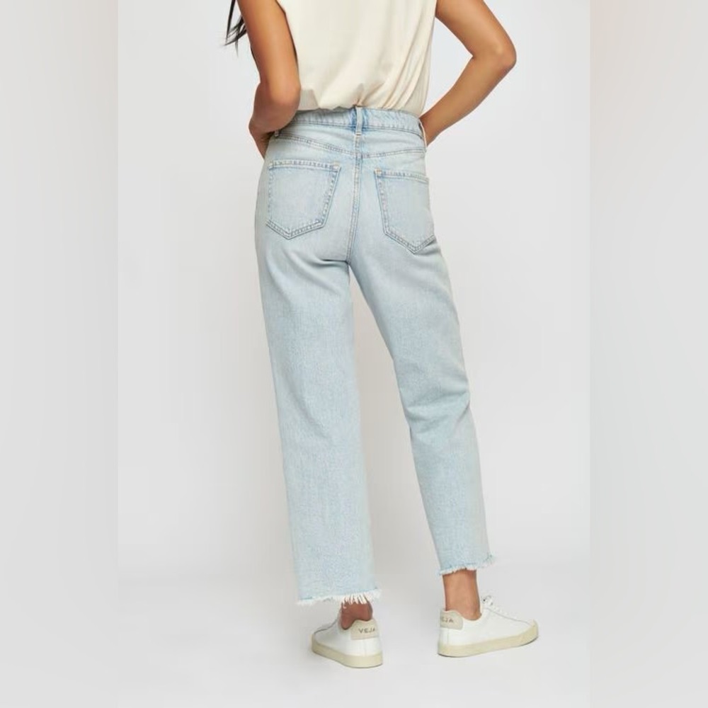 Light Wash Tyra Wide Leg Jeans / Size 25